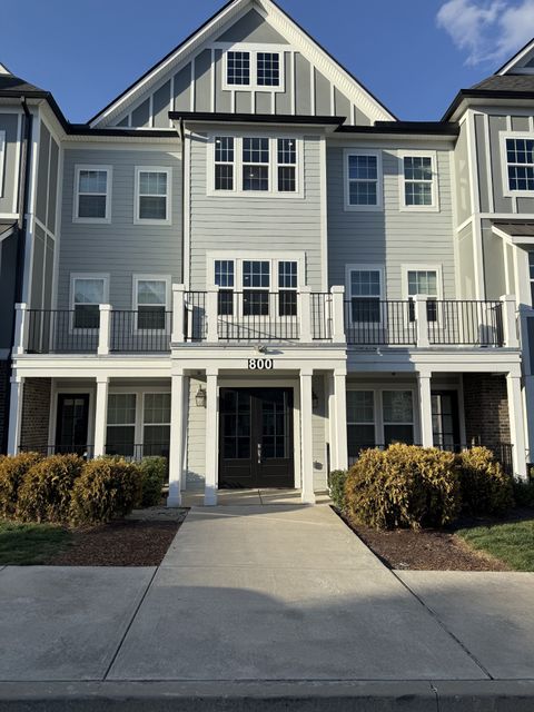 800 Vintage Green Ln 302 Franklin TN 37064