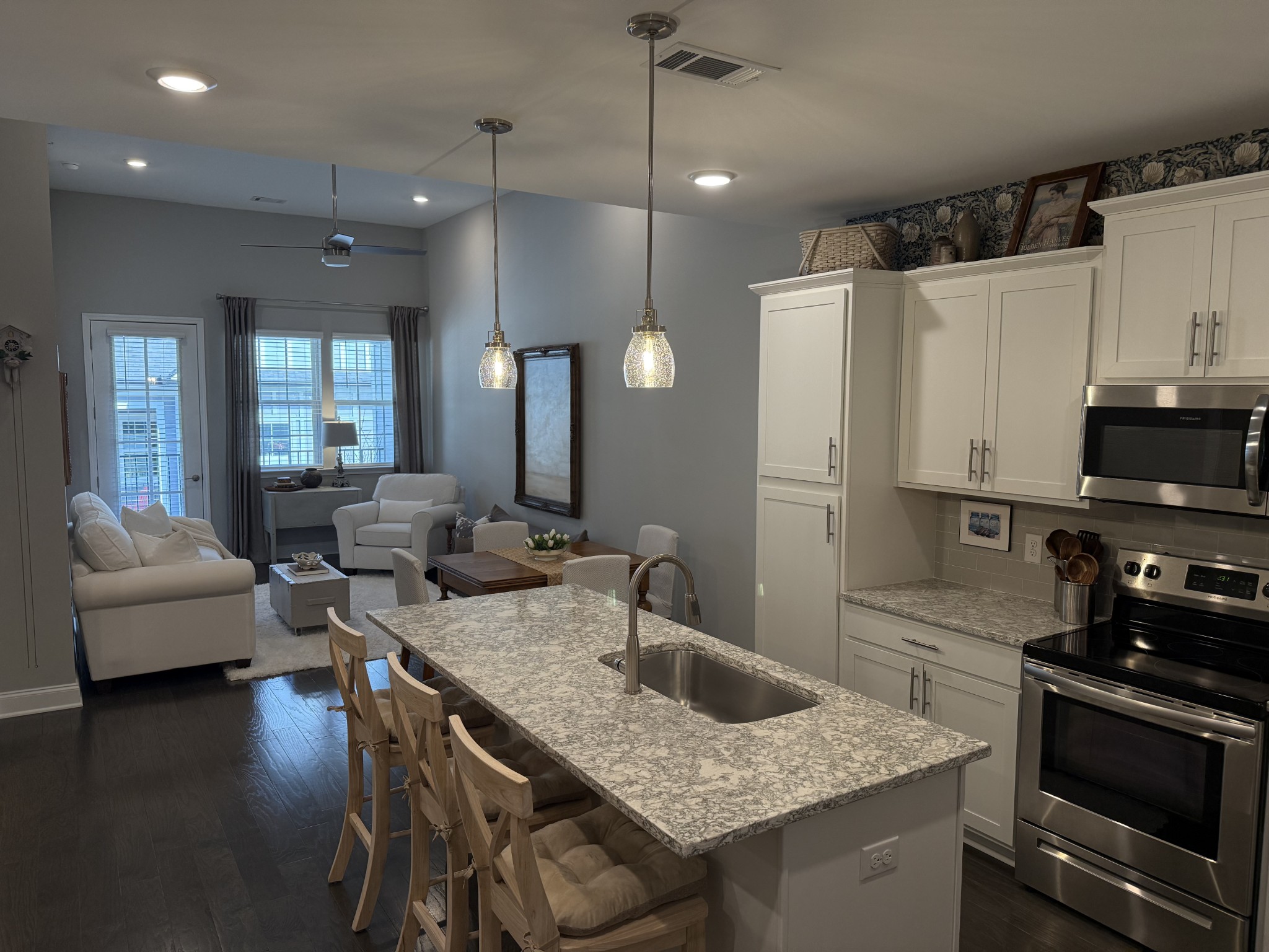 800 Vintage Green Ln 302