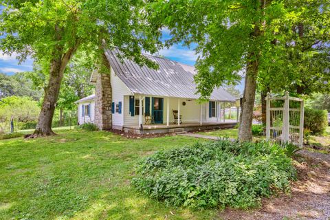 379 Gunson Ridge Rd Cumberland City TN 37050