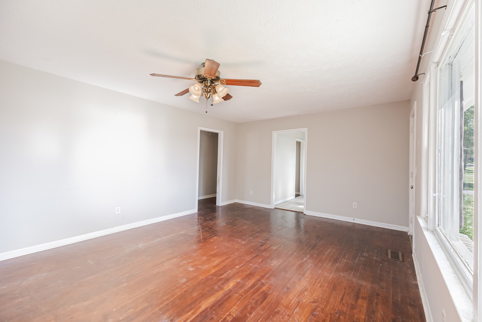 138 Barbara Ave