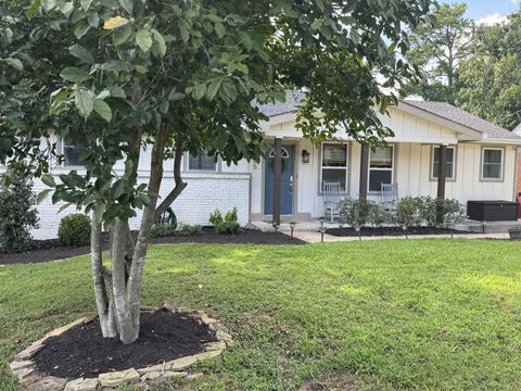 3125 Lake Park Dr Nashville TN 37211