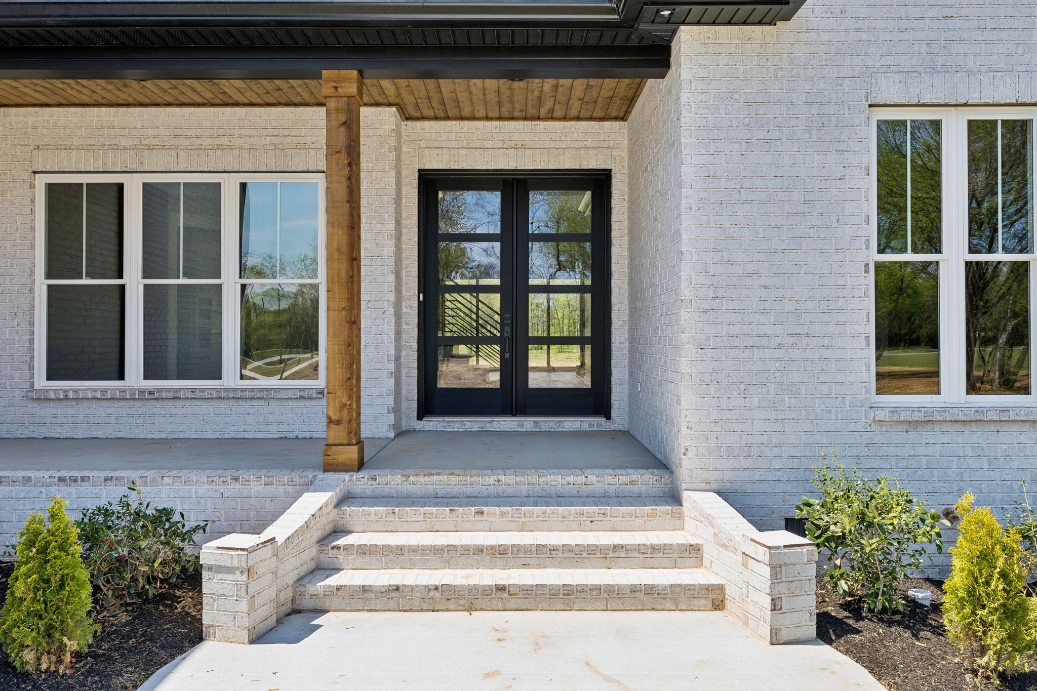 3268 Armstrong Valley Rd