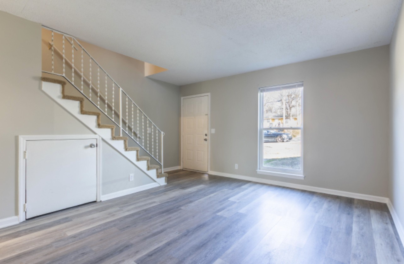 450 Roger Williams Ave