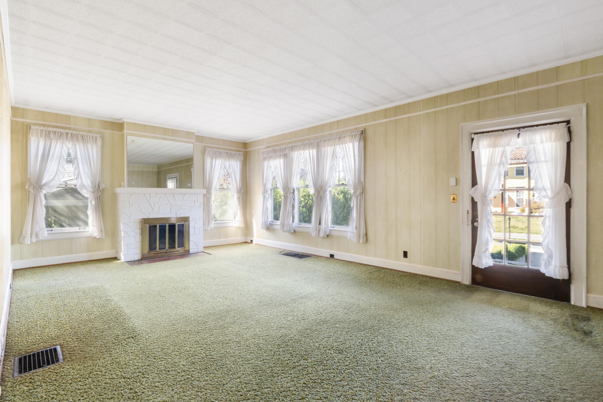 3310 Alta Vista Drive