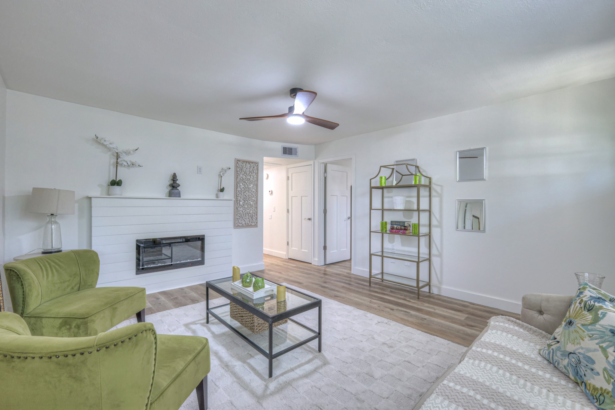 147 Five Oaks Dr