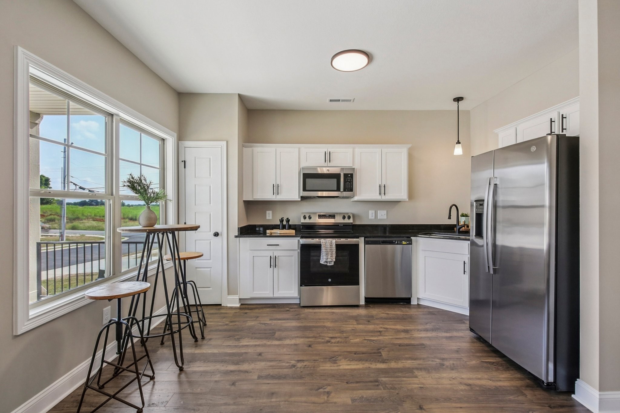 Clarksville, Tennessee 37042, United States, 3 Bedrooms Bedrooms, ,3 BathroomsBathrooms,Residential,Active,205346