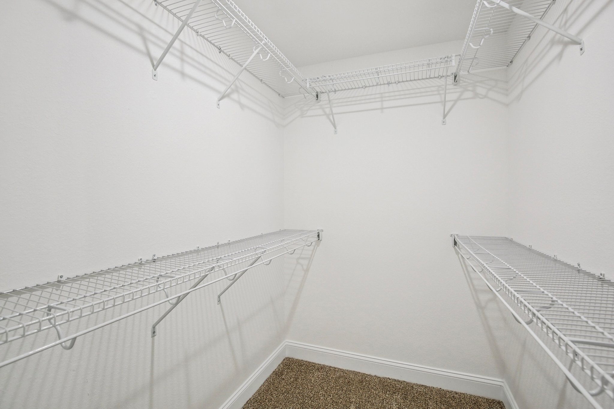 Clarksville, Tennessee 37042, United States, 3 Bedrooms Bedrooms, ,3 BathroomsBathrooms,Residential,Active,205346