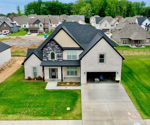 1071 Chagford Dr Clarksville TN 37043