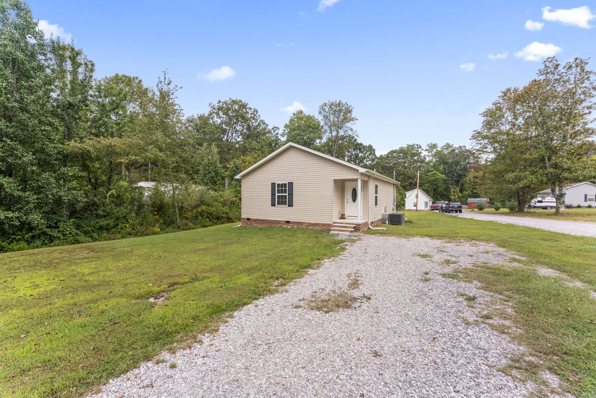 354 Riddle Ln