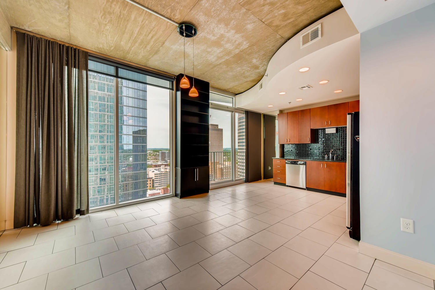 415 Church St 2106