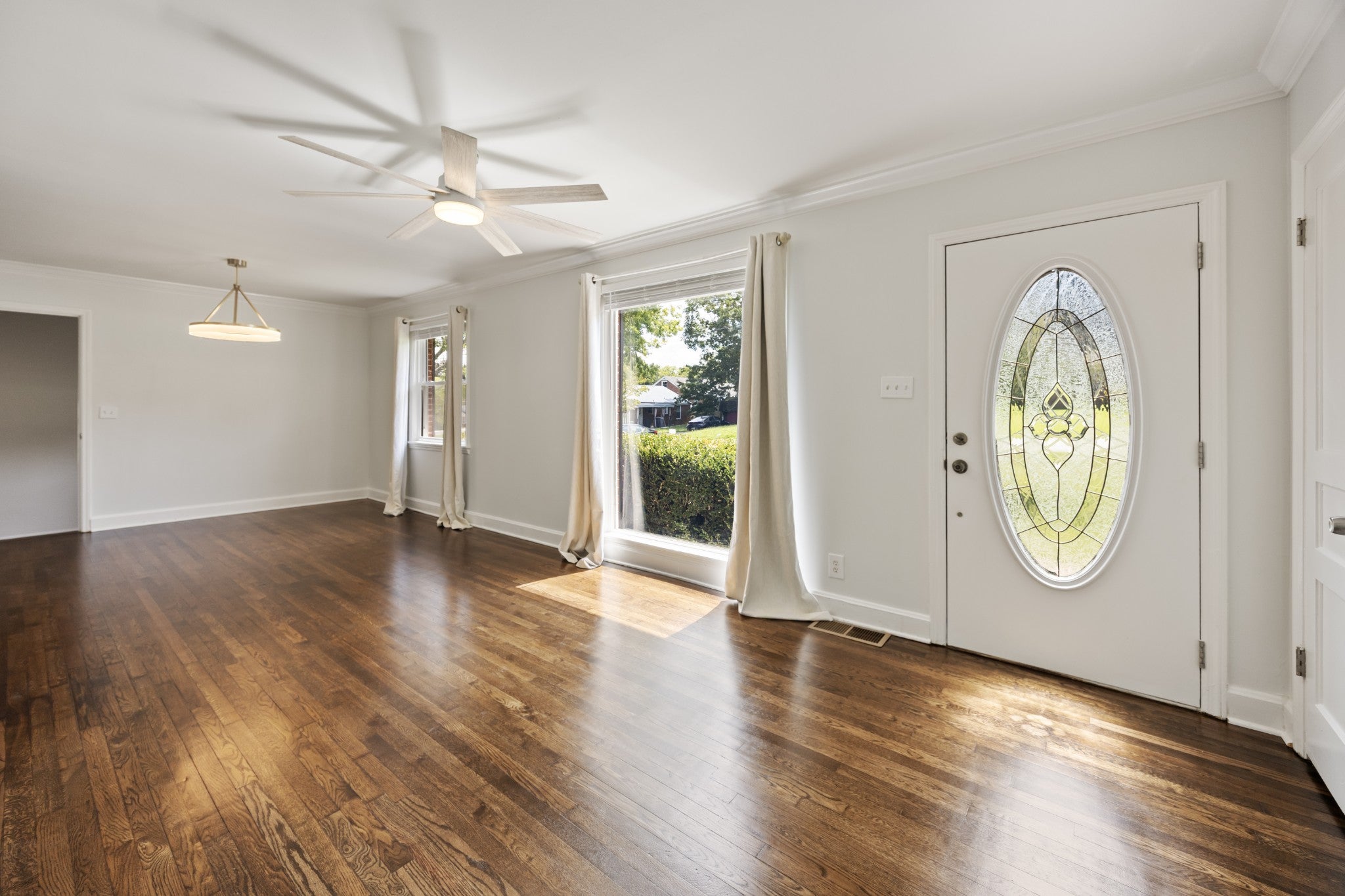 115 7th Ave NE