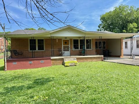 1013 College St W Fayetteville TN 37334