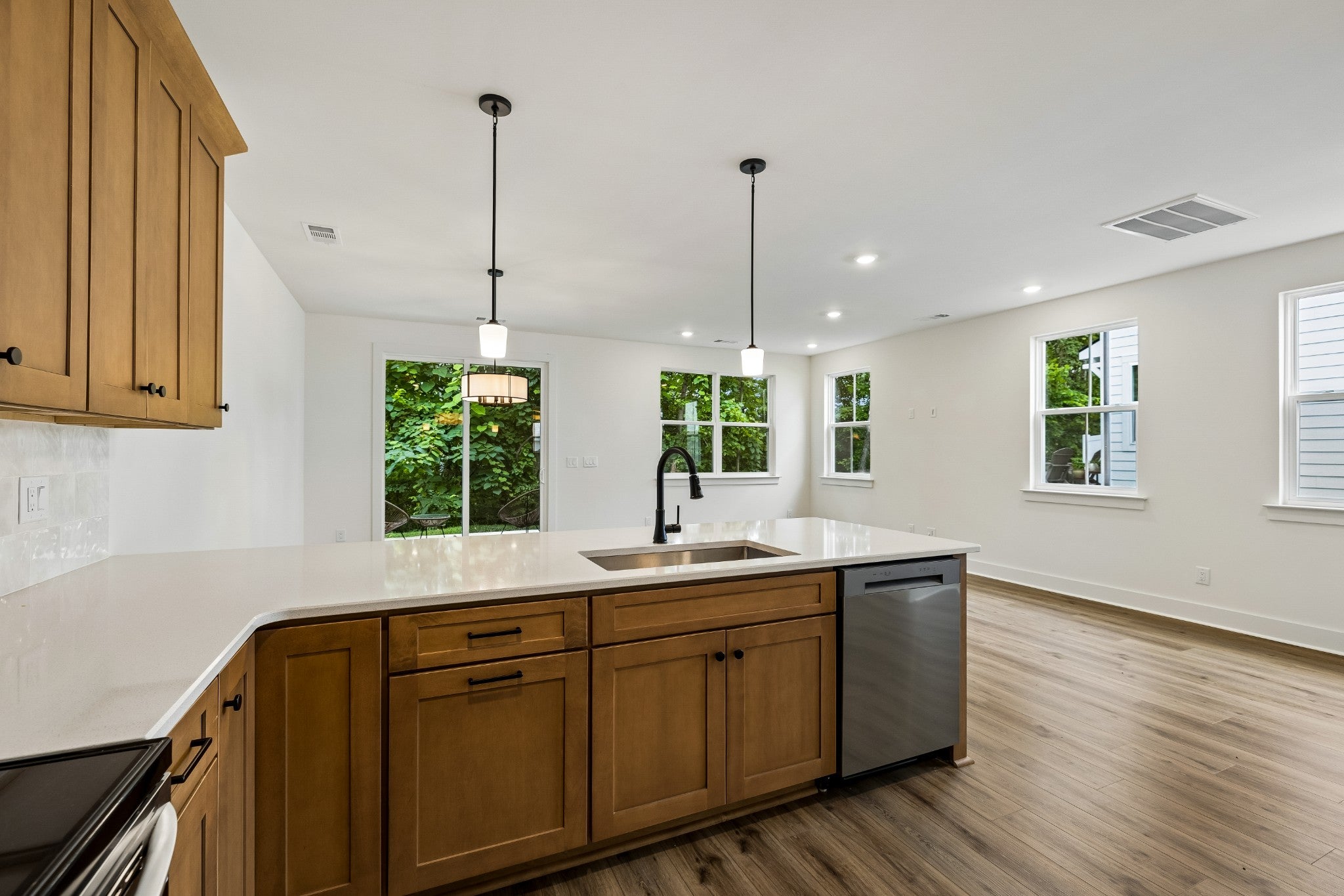 3-bed listing at 6034 Mill Tree Ct, Nashville