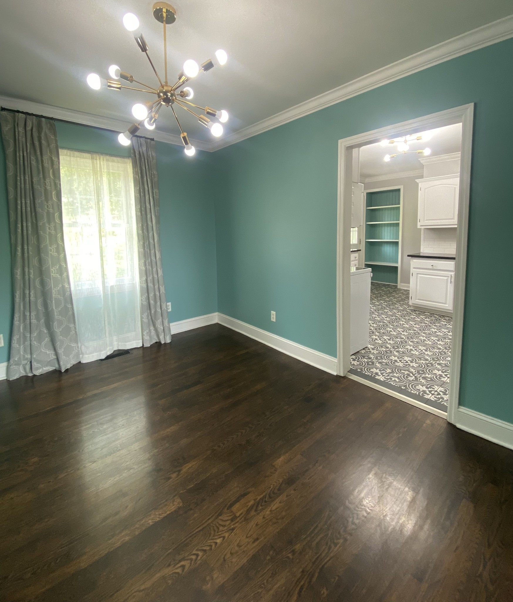 901 Edgewood Dr