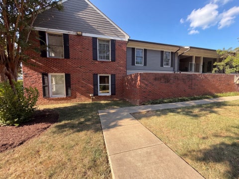 Photo of 5025 Hillsboro Pike #7A, Nashville, TN 37215 (MLS # 3544248)