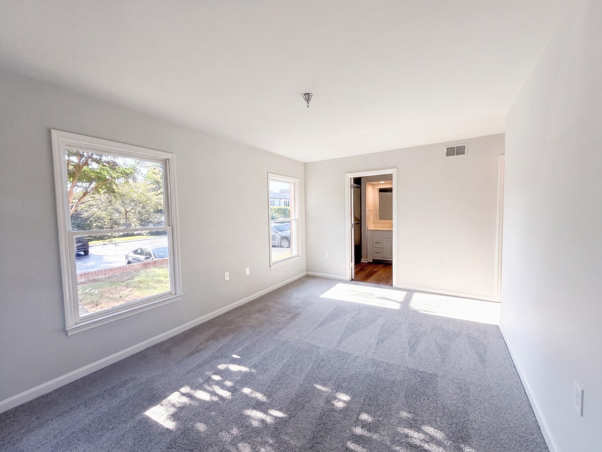 5025 Hillsboro Pike 7A