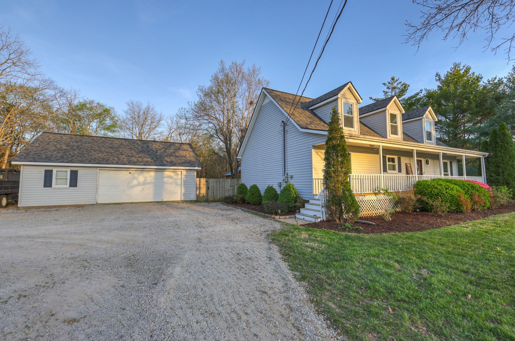 1737 Verona Caney Rd