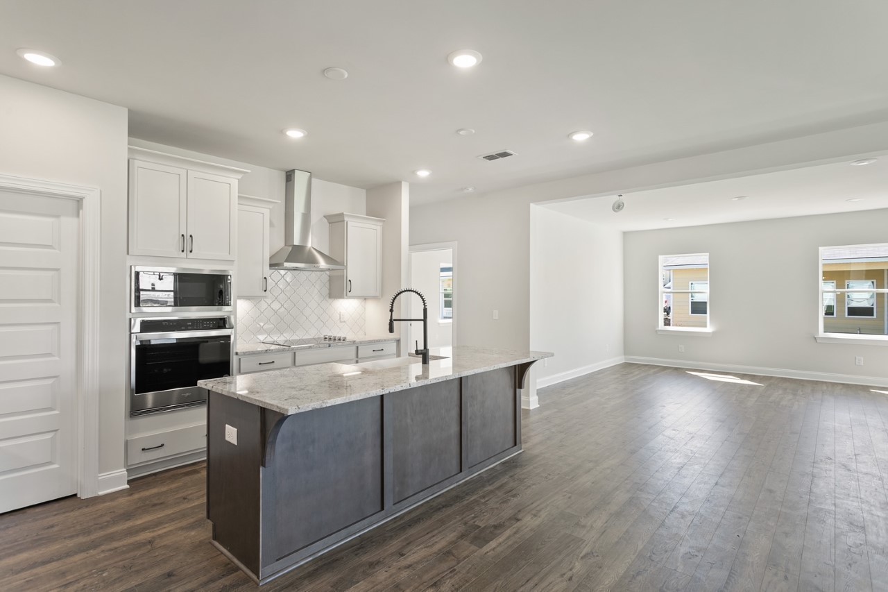 100 Riverview Run