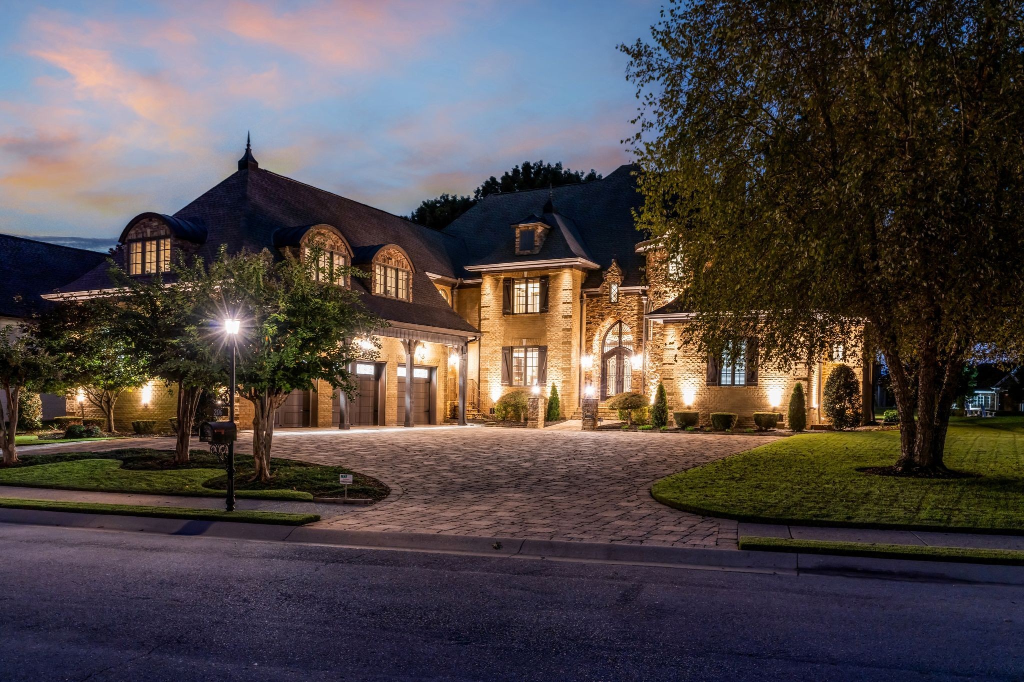 206 Camille Victoria Ct