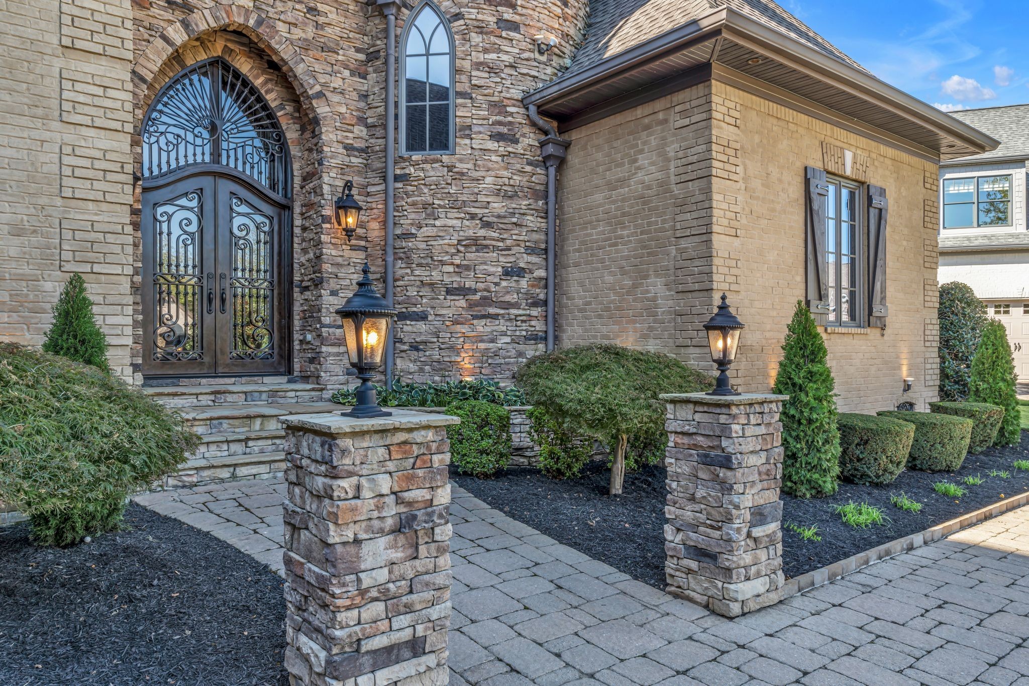 206 Camille Victoria Ct