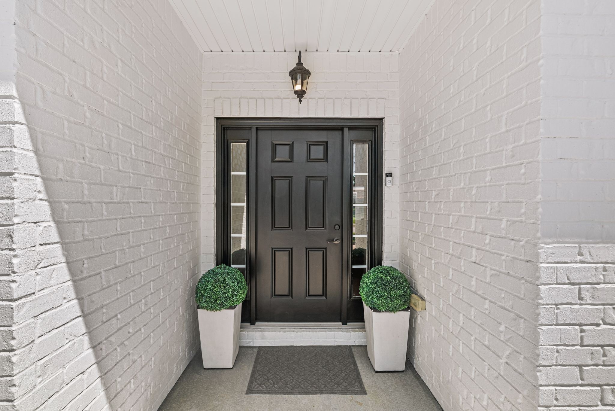 3015 Sakari Cir