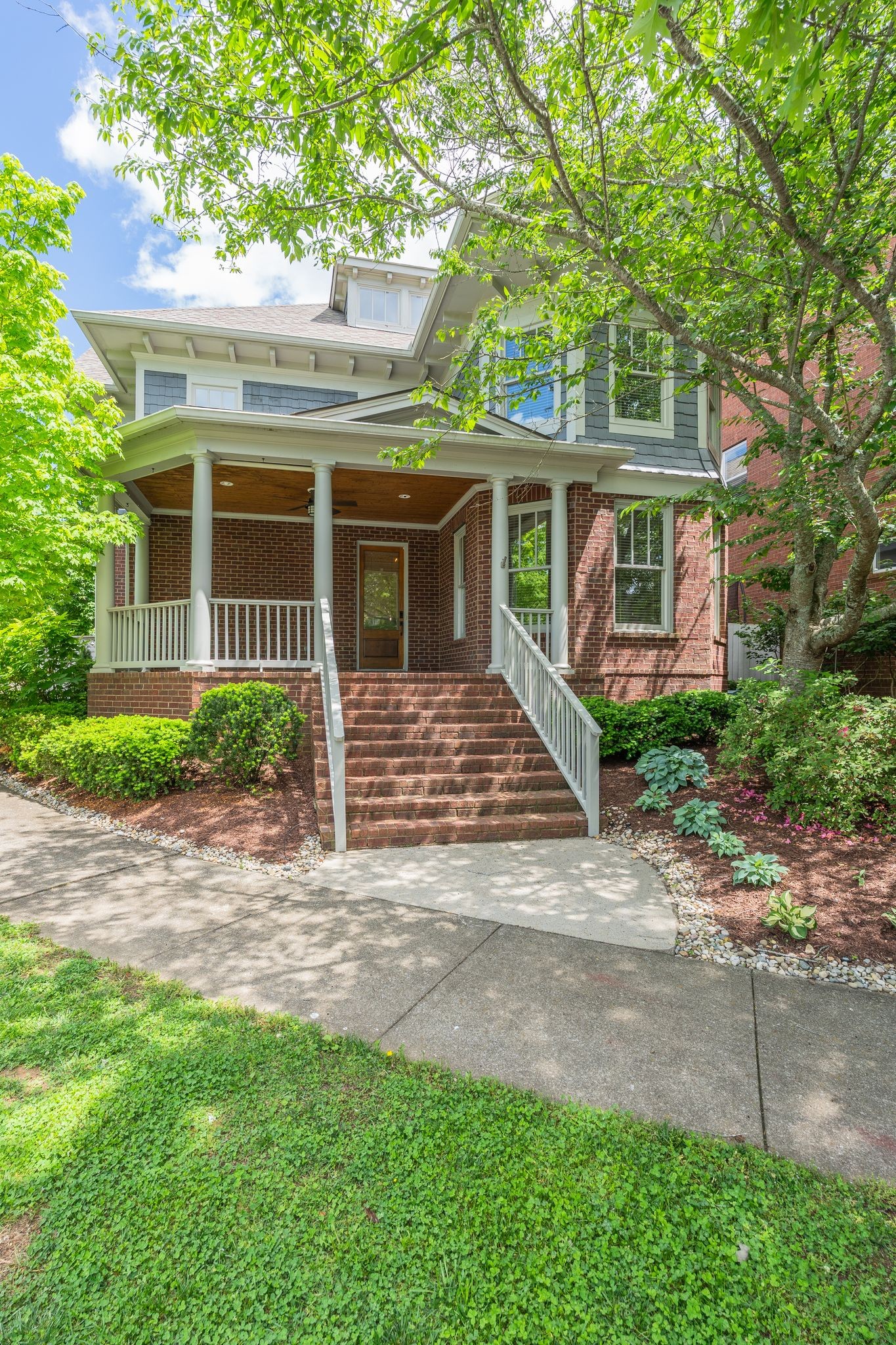 458 Wiregrass Ln