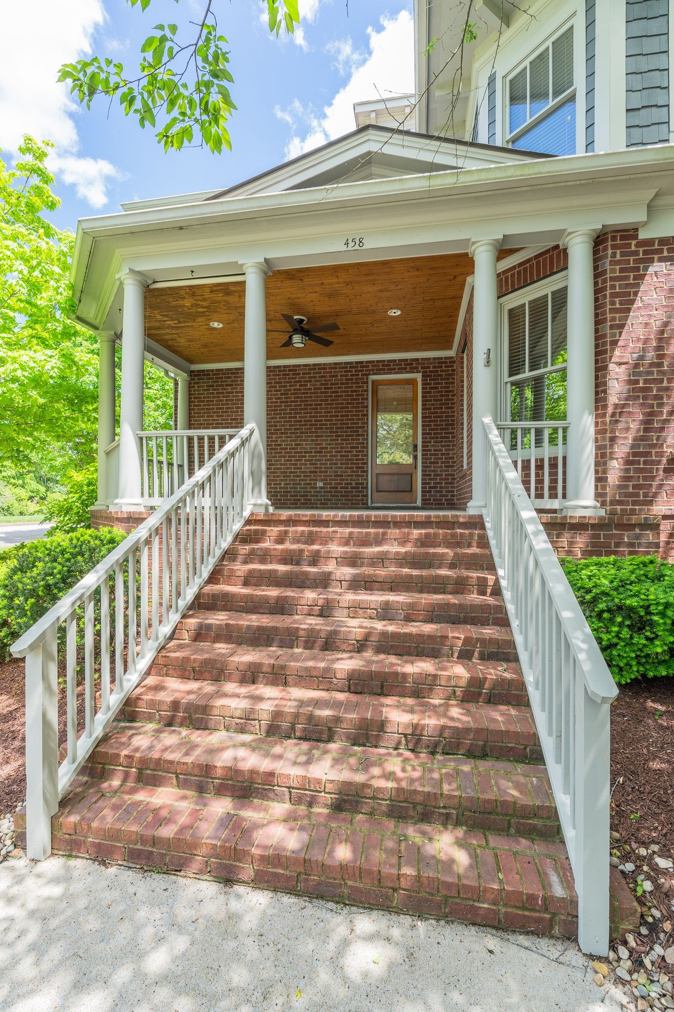 458 Wiregrass Ln