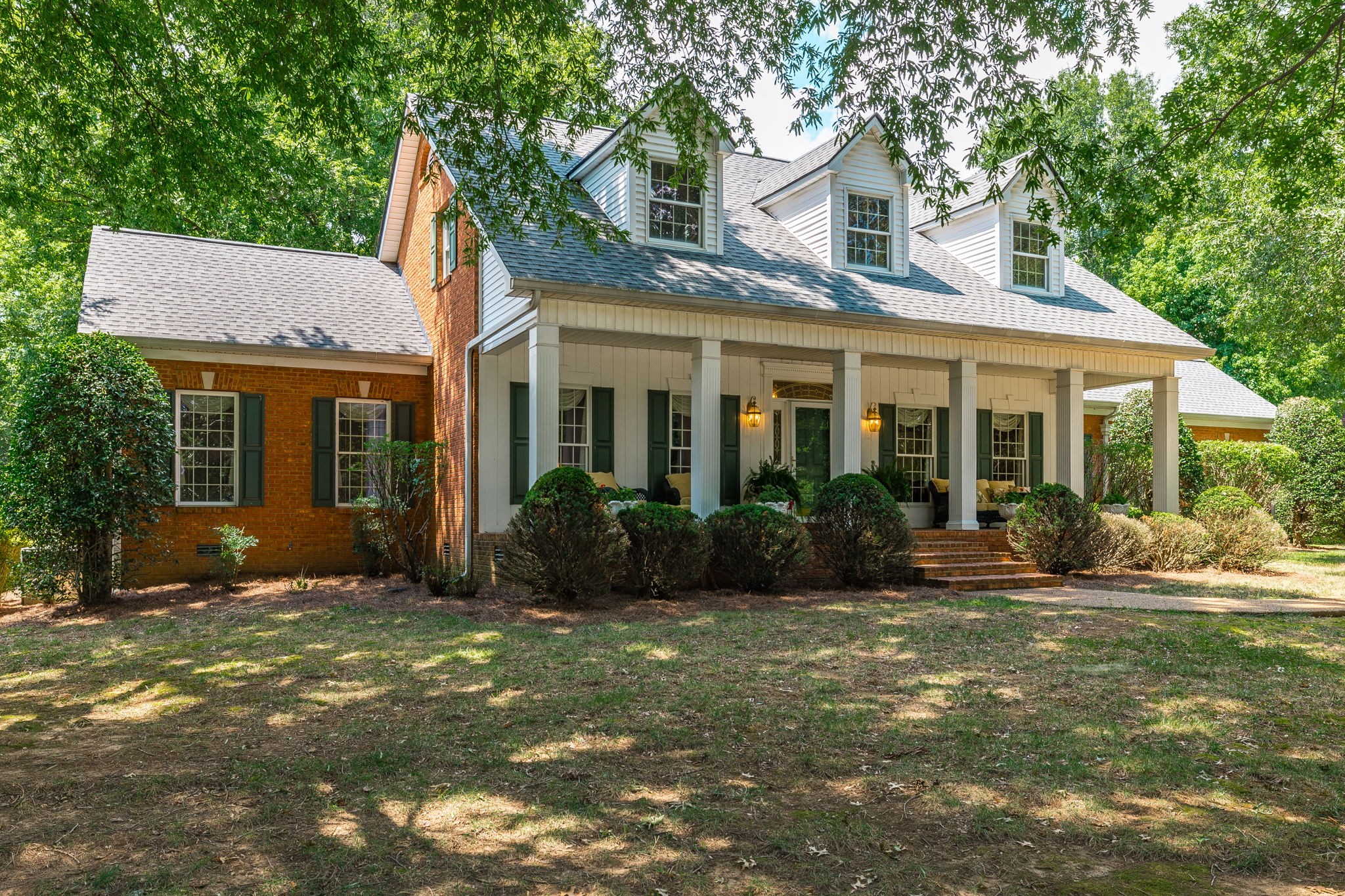1120 Inneswood Dr