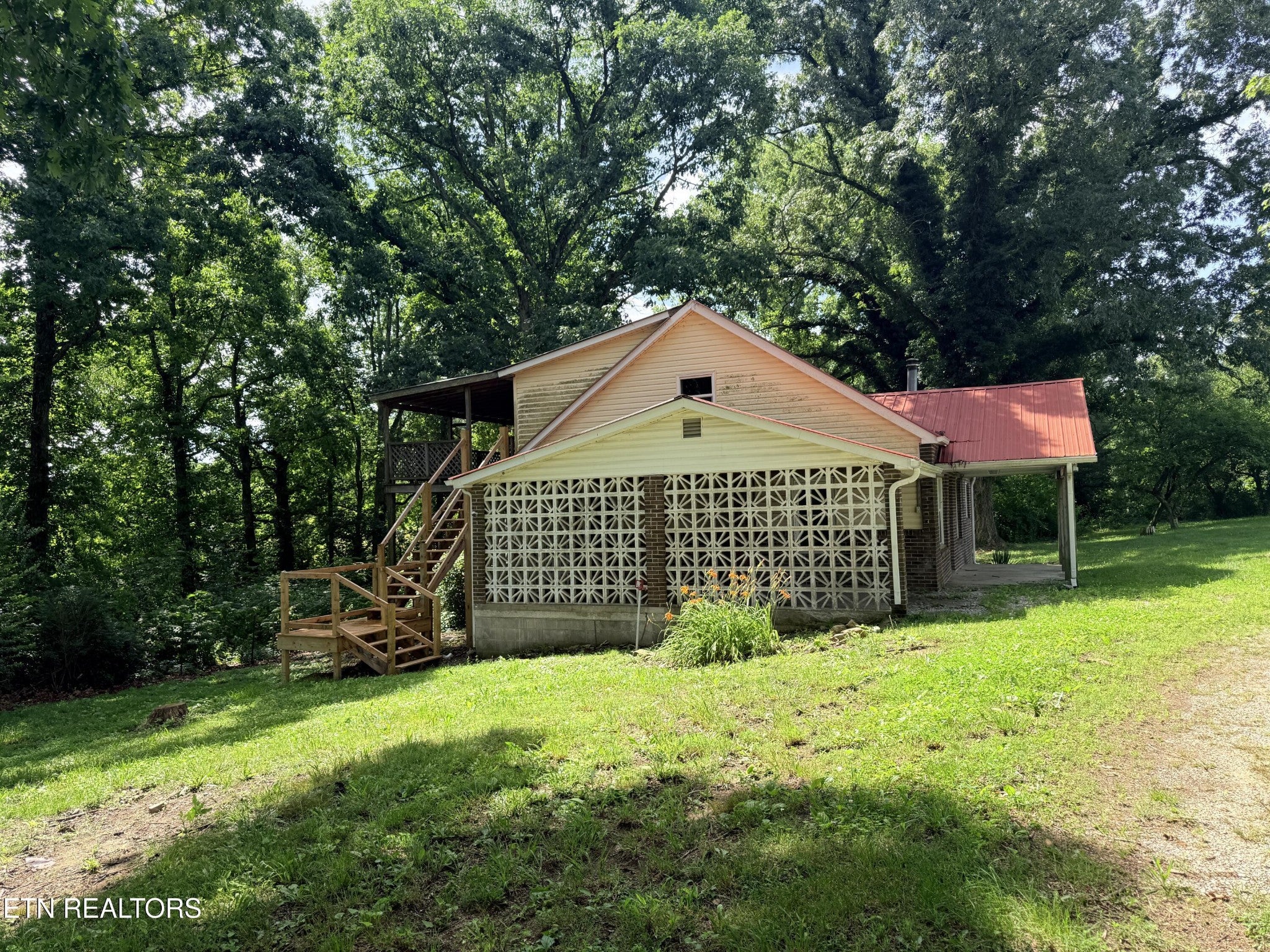 1089 Bicknell Road Rd