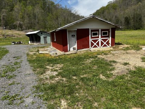 285 Crabtree Creek Rd Whitleyville TN 38588