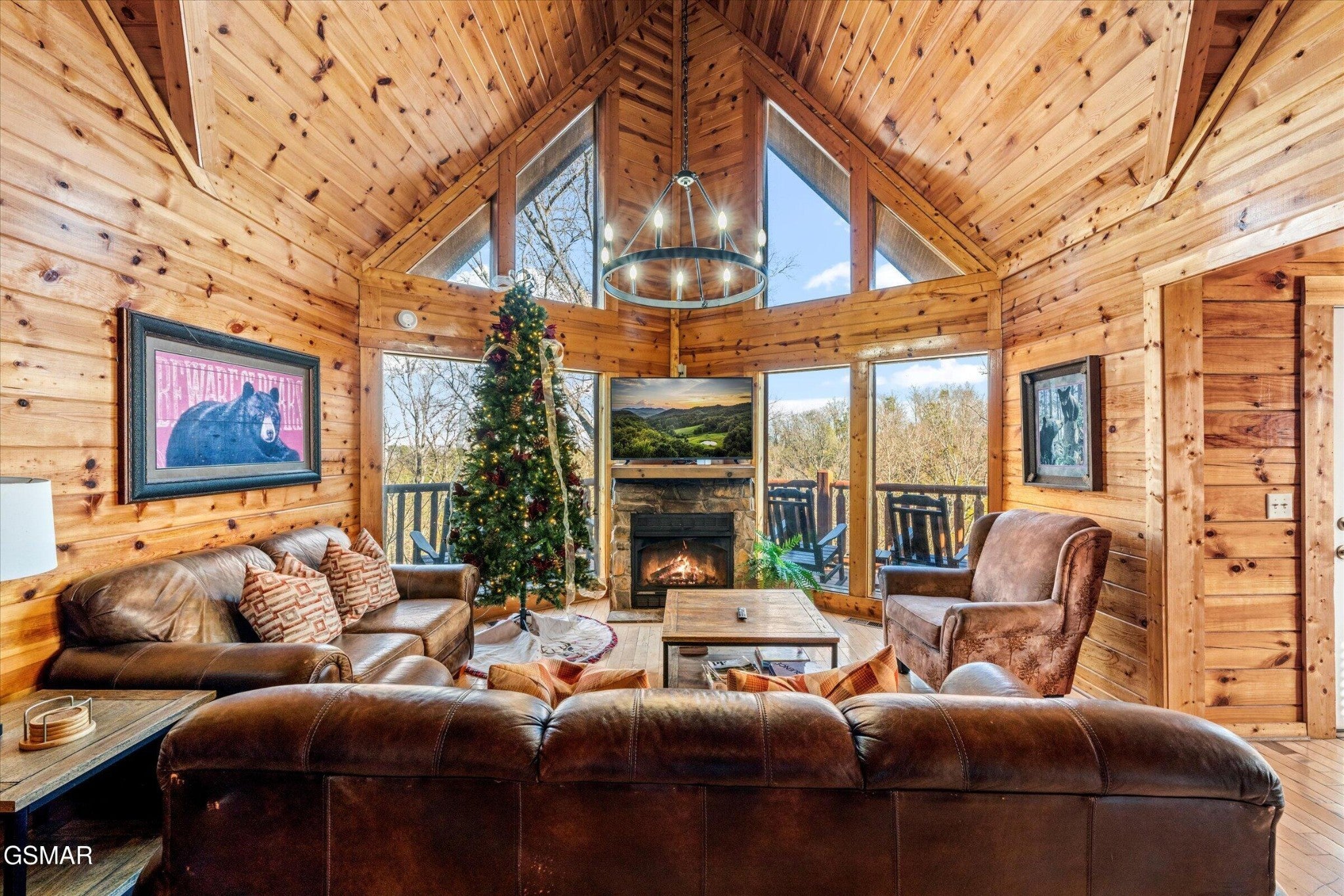 1559 Rainbow Ridge Road