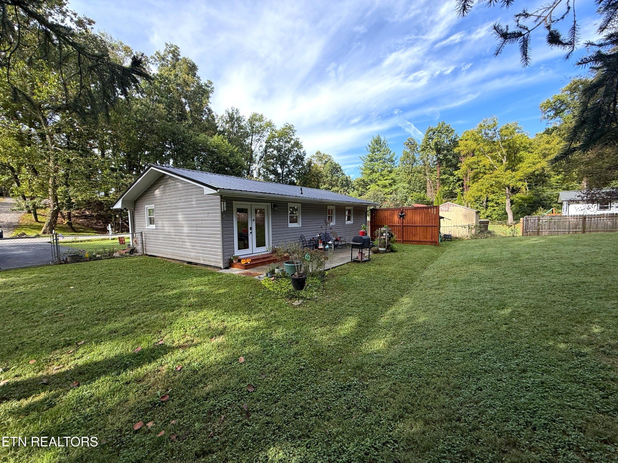 108 Woodland Circle