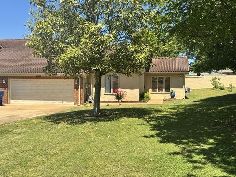 Photo of 2136 Vaden Village Drive, Chattanooga, TN 37421 (MLS # 3214220)