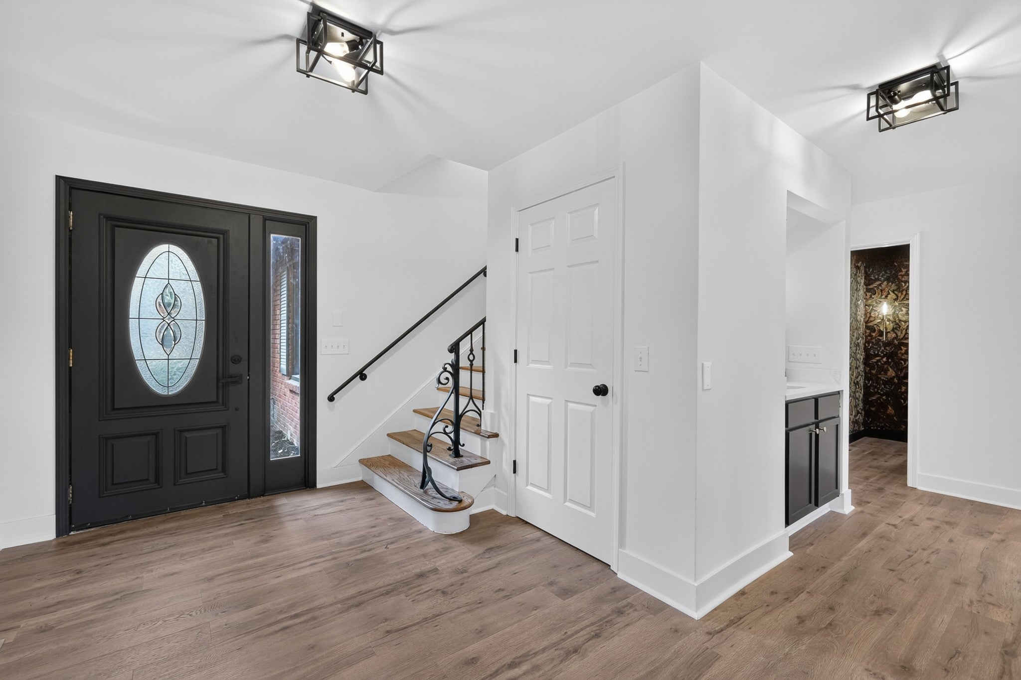 233 Hearthstone Manor Ln