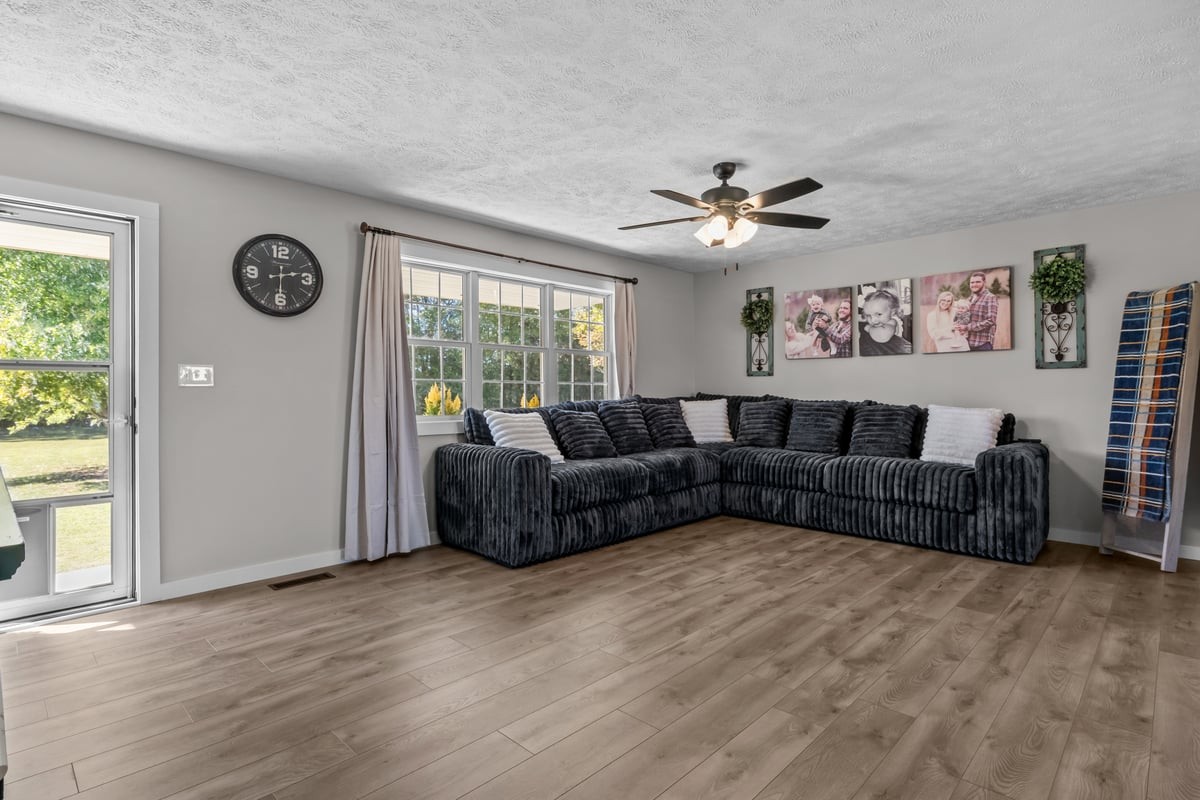 365 Little Benton Rd