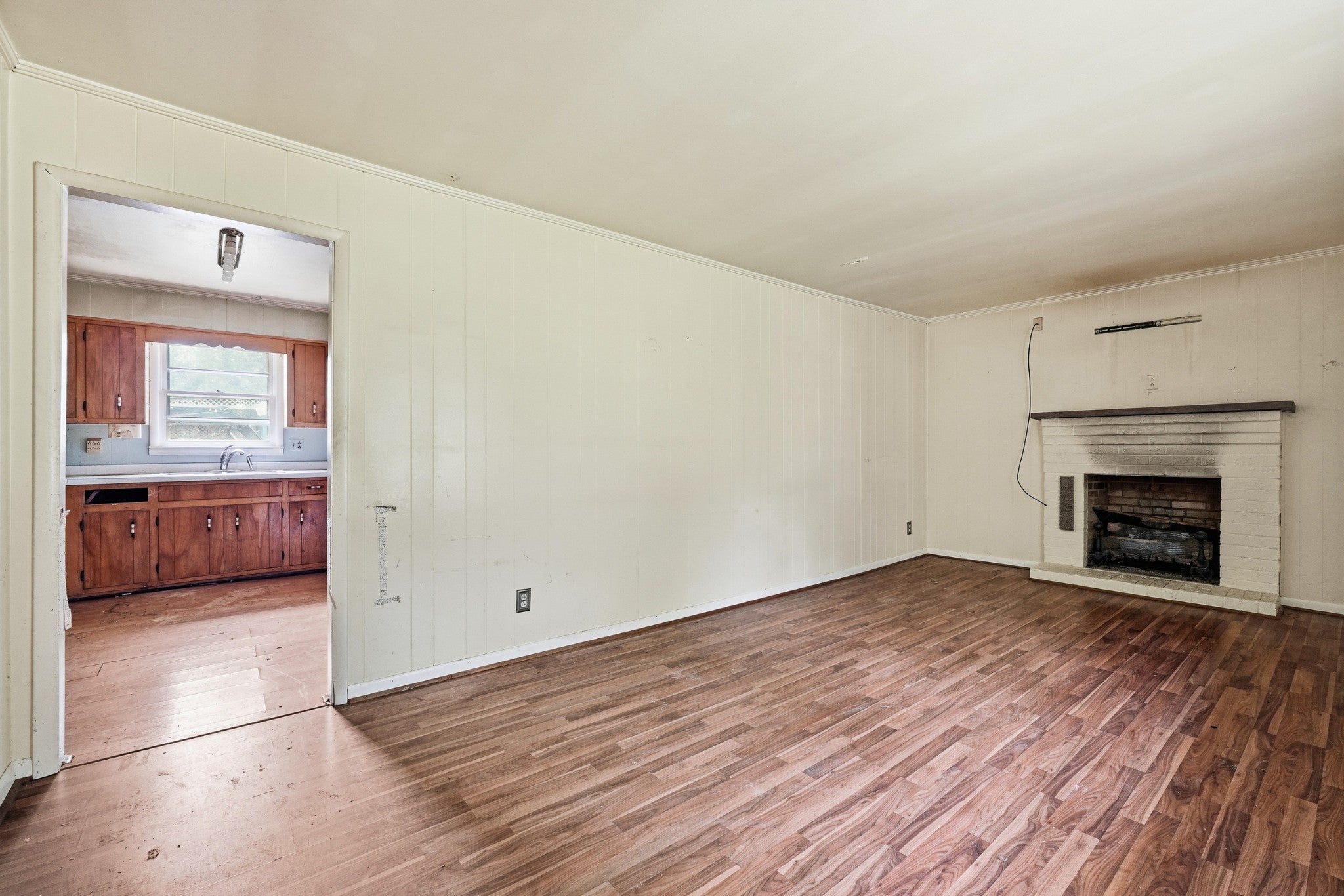 335 Gay Rd
