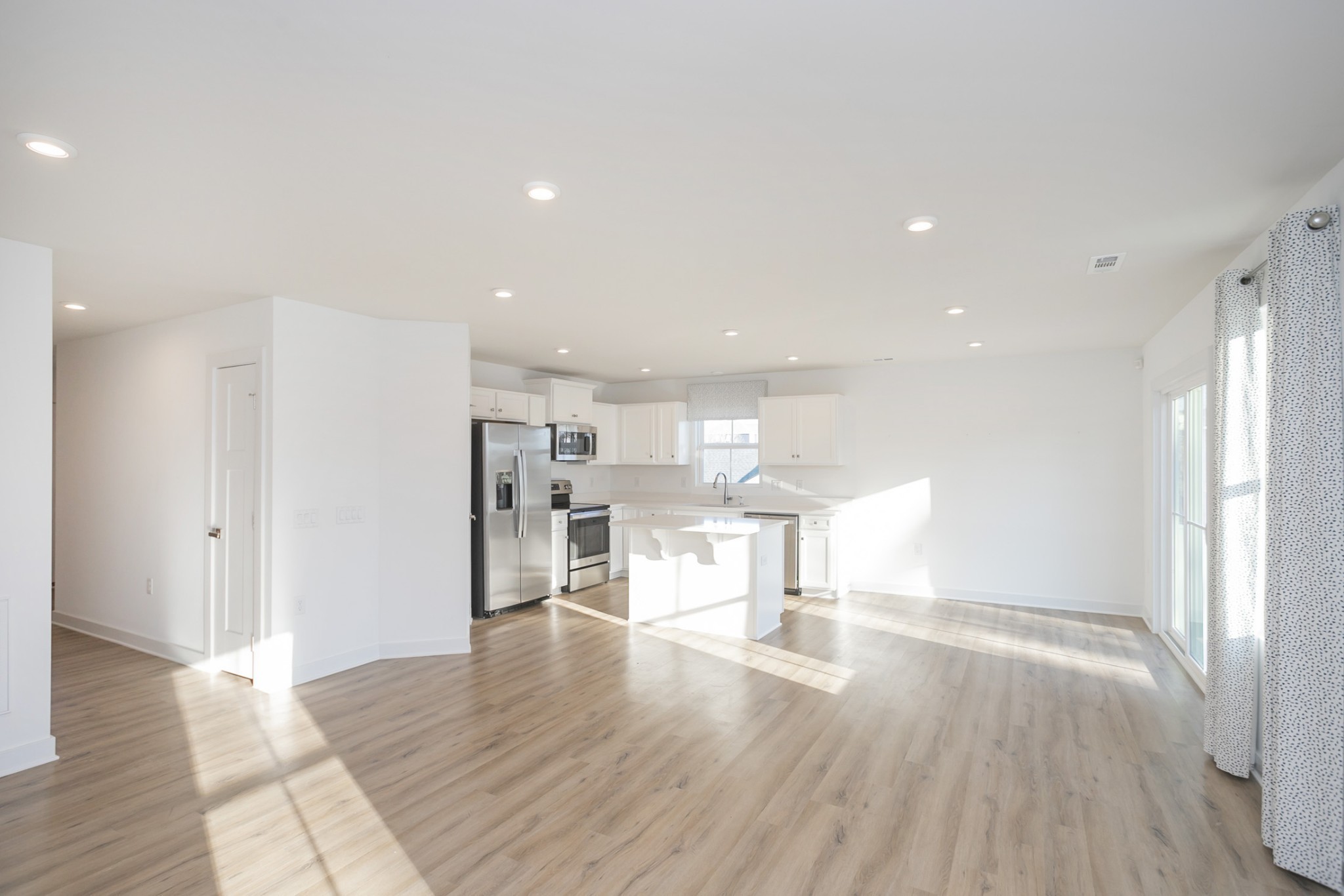 715 Cottage Dr