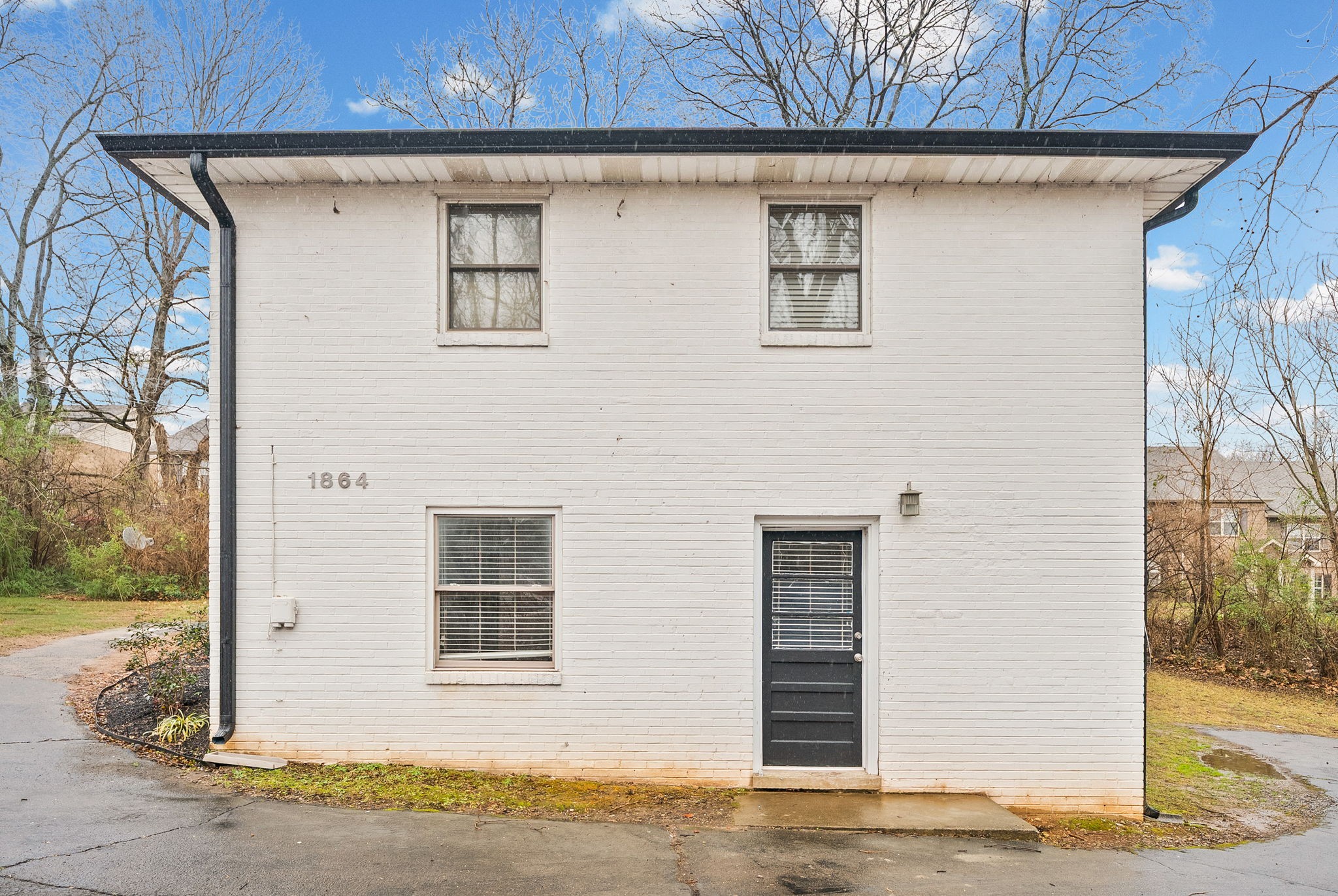 1864 Memorial Dr C