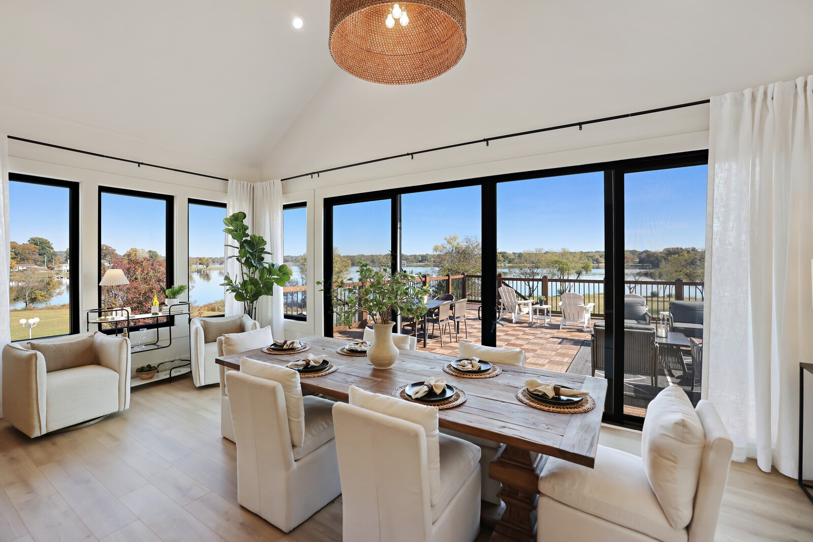 407 Sanders Ferry Rd