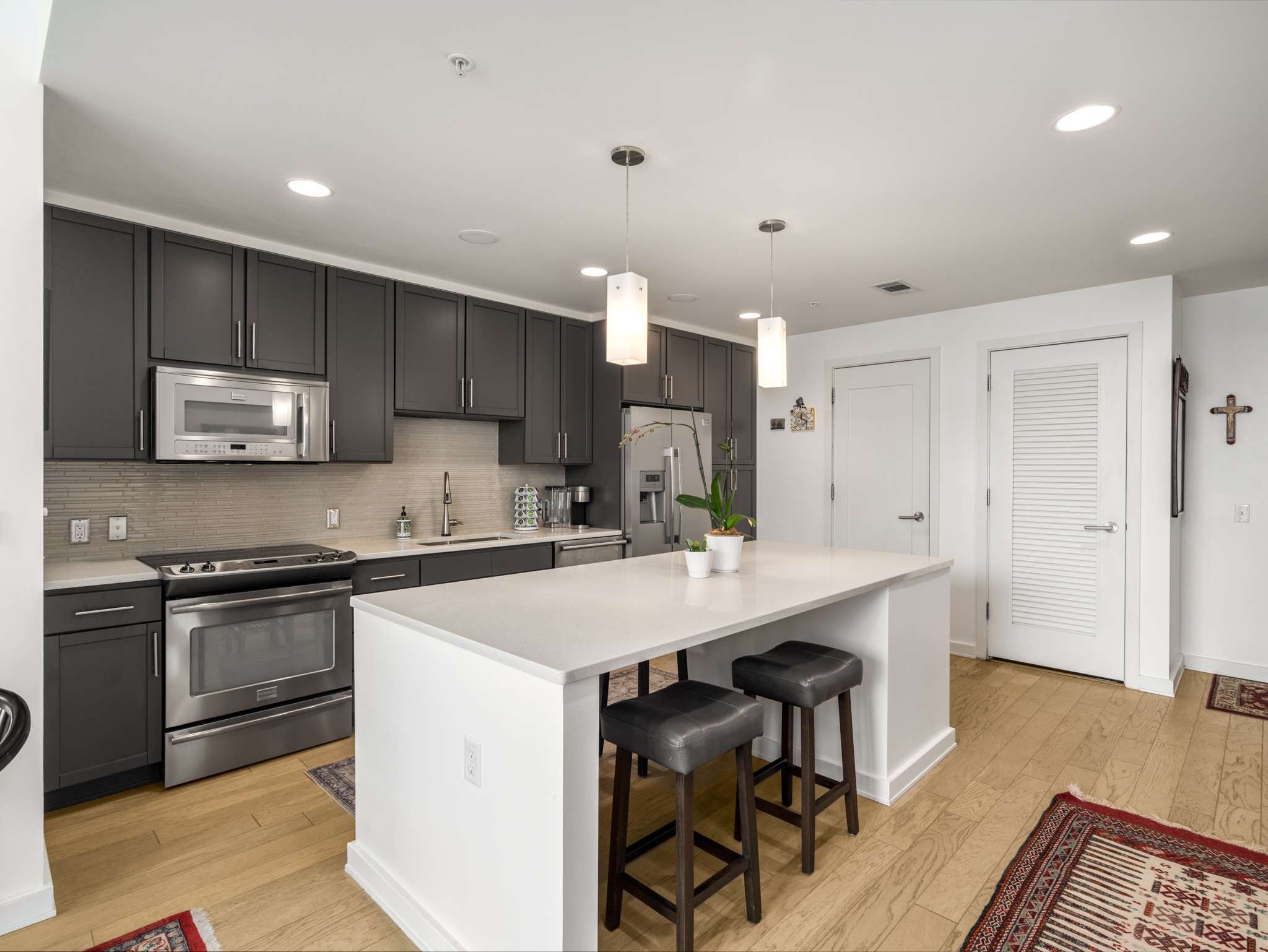 1212 Laurel St 304