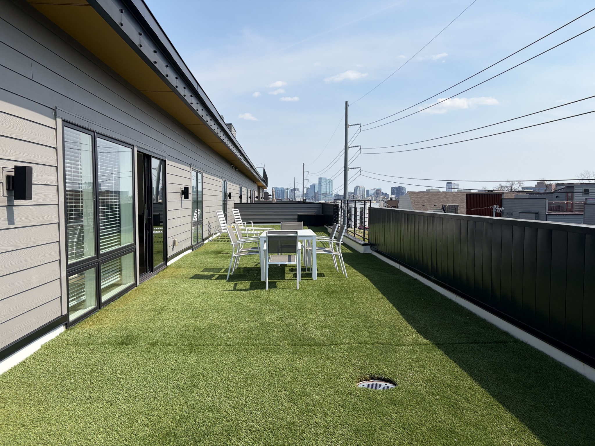 2704 Clifton Ave 404