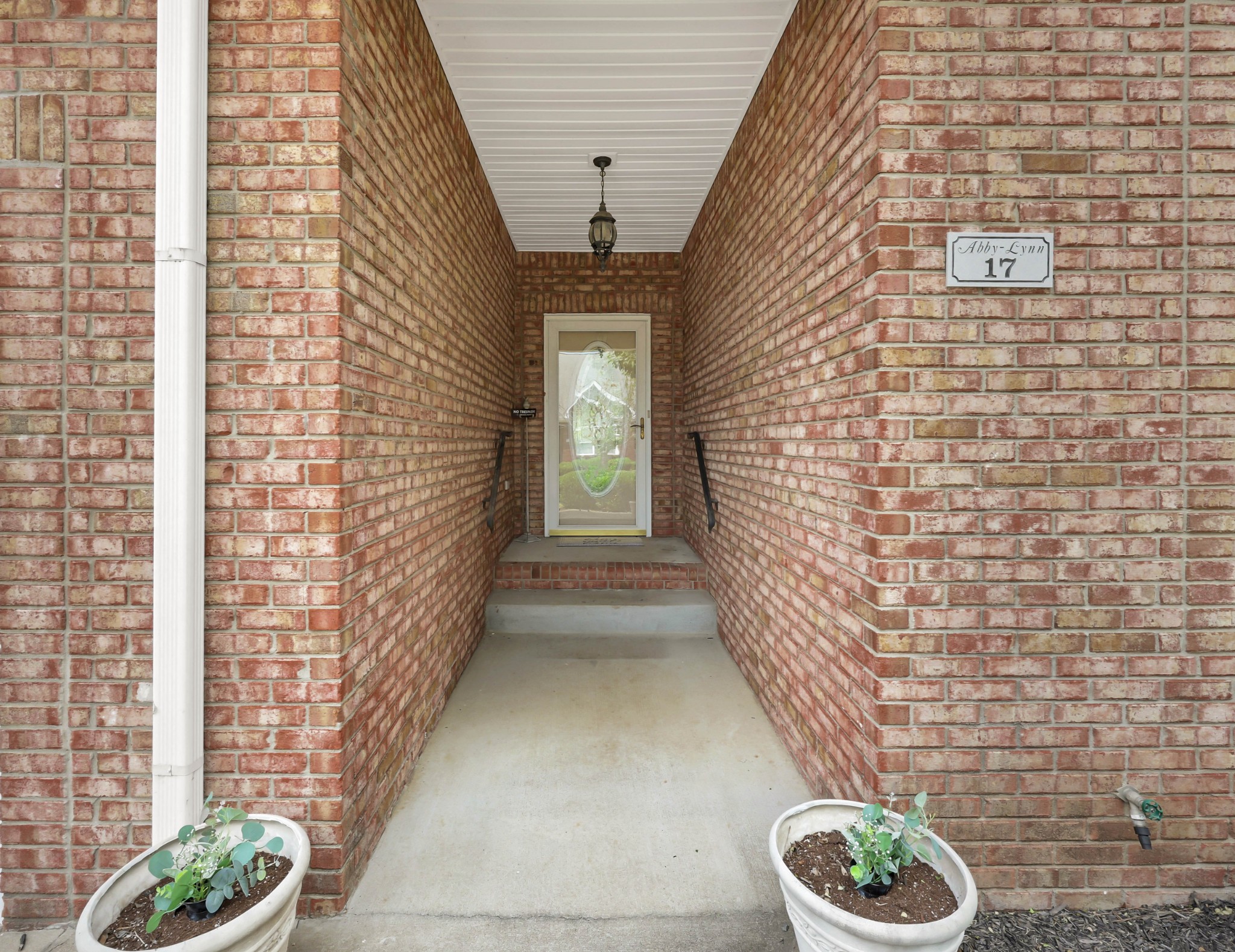 17 Abby Lynn Cir