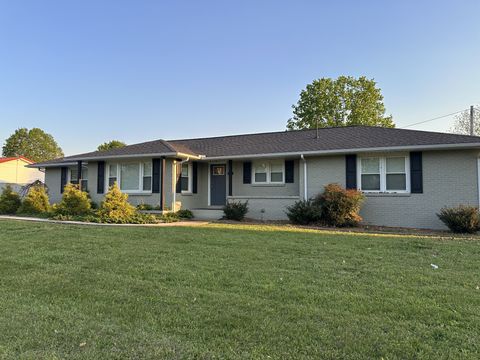 226 Roosevelt Rd, McMinnville, TN 37110 - MLS#: 2821410