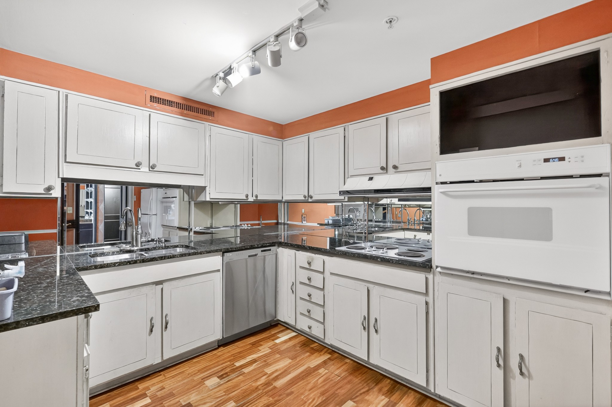 4215 Harding Pike 309