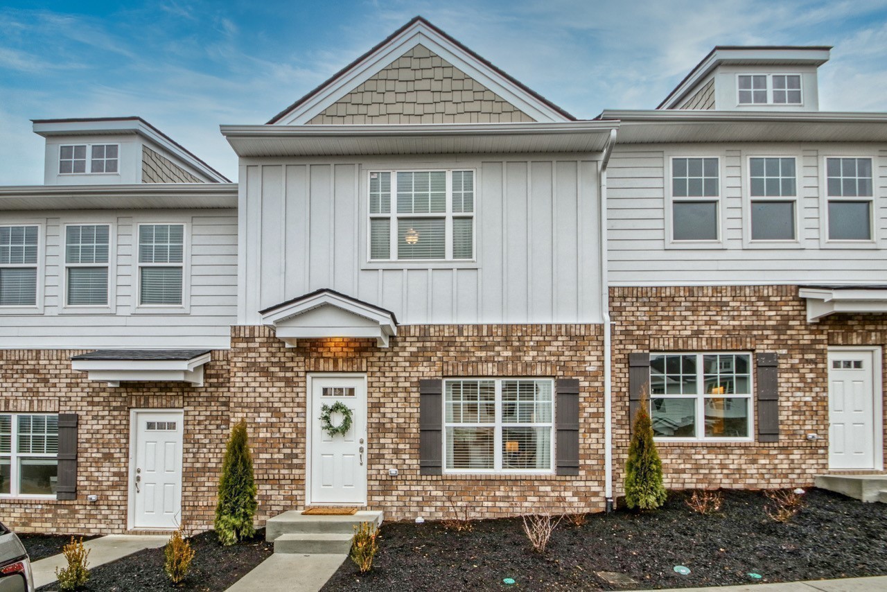 235 Dry Creek Commons