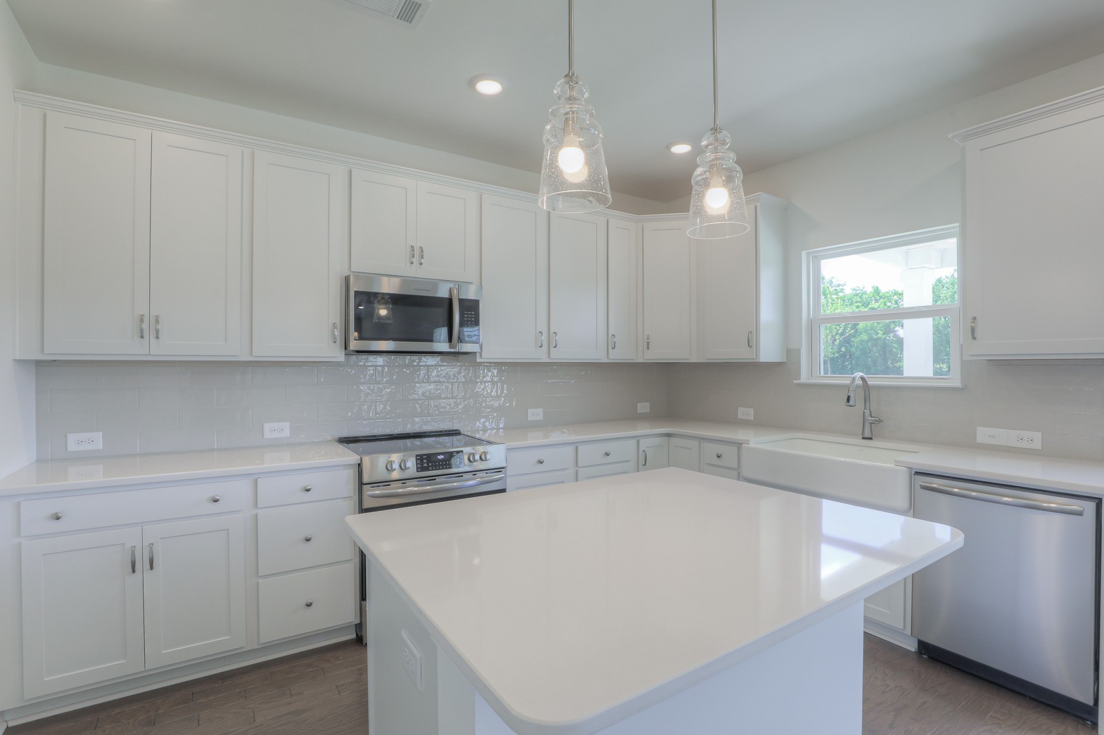 5100 Turquoise Lane