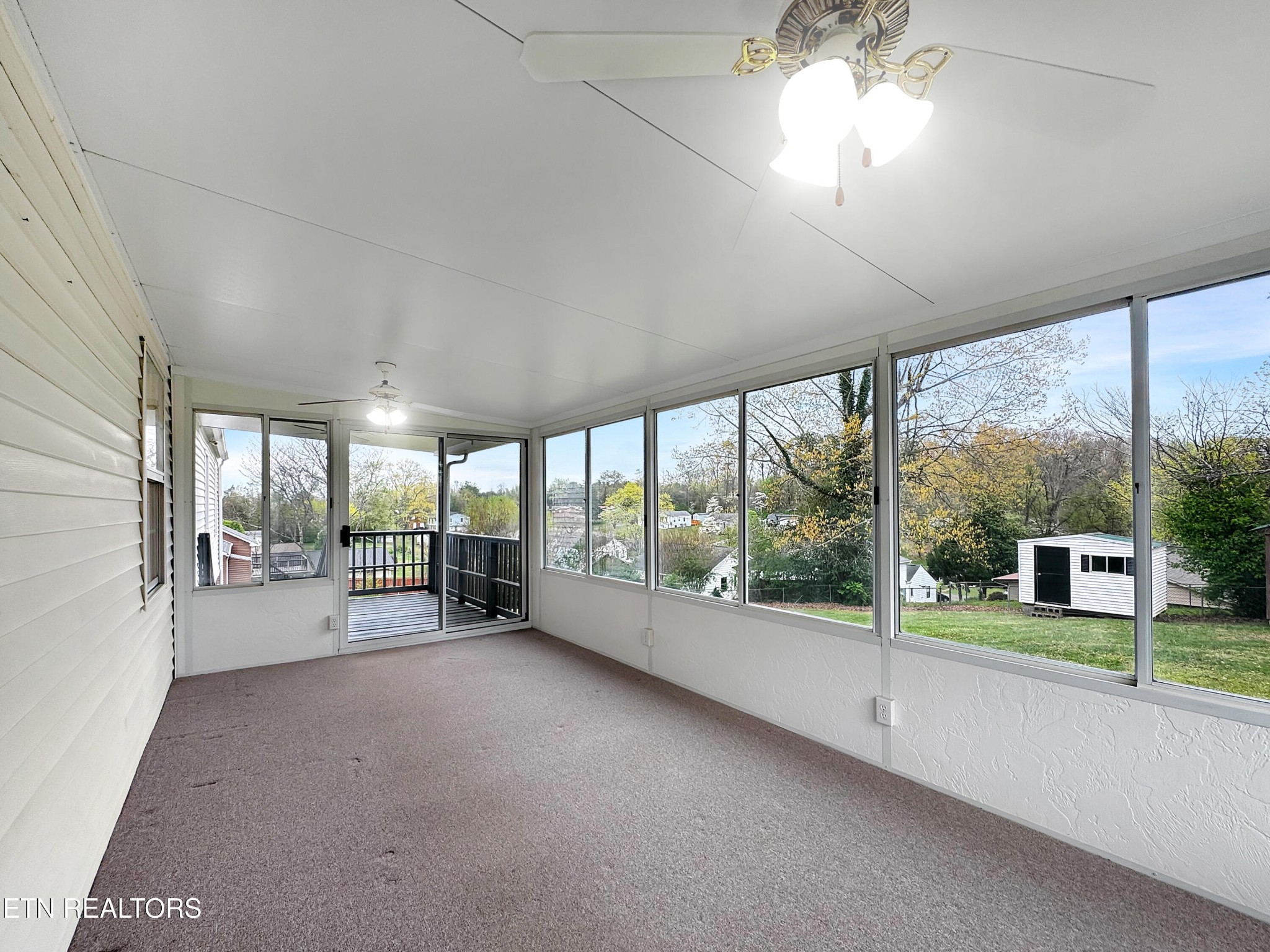 3526 Fountain Park Blvd