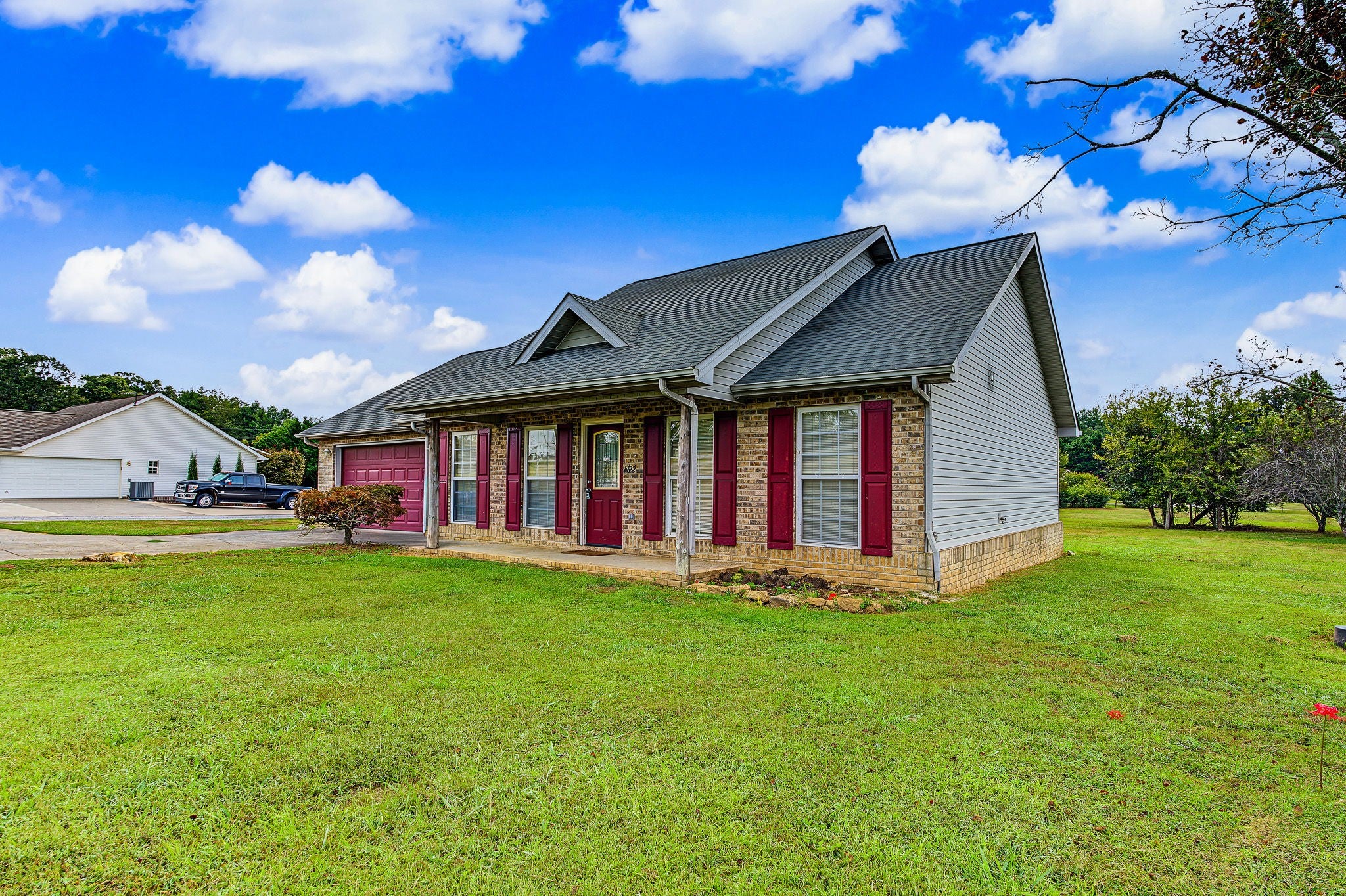 6622 Howard School Rd