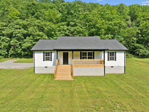 1507 New Harmony Rd Hartsville TN 37074