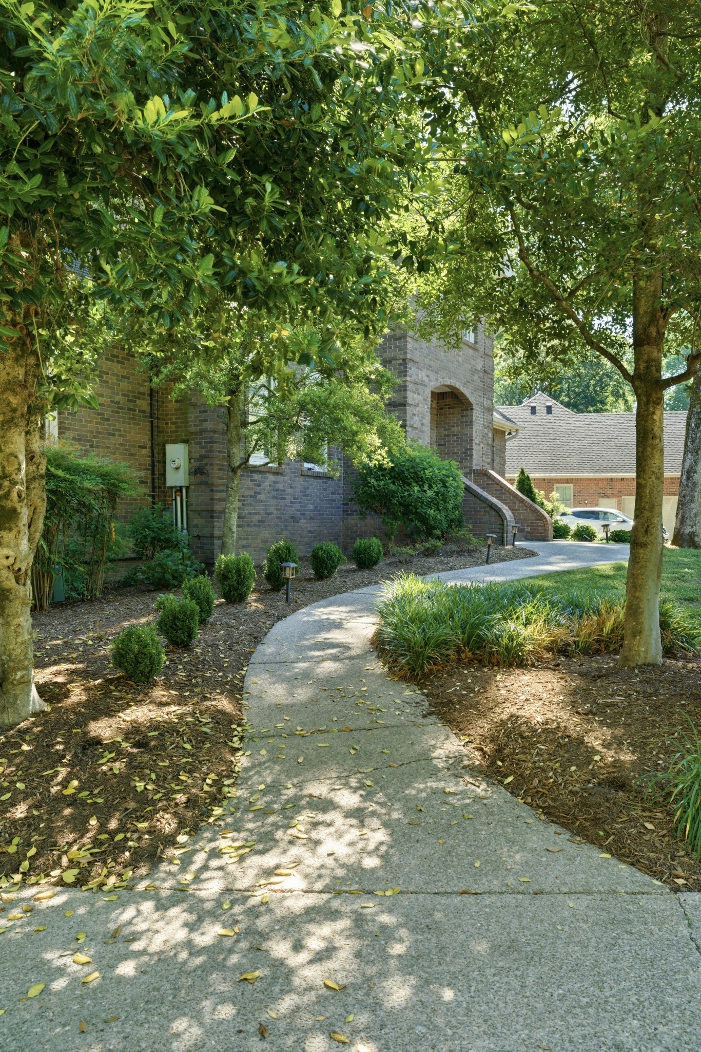124 Laural Hill Dr